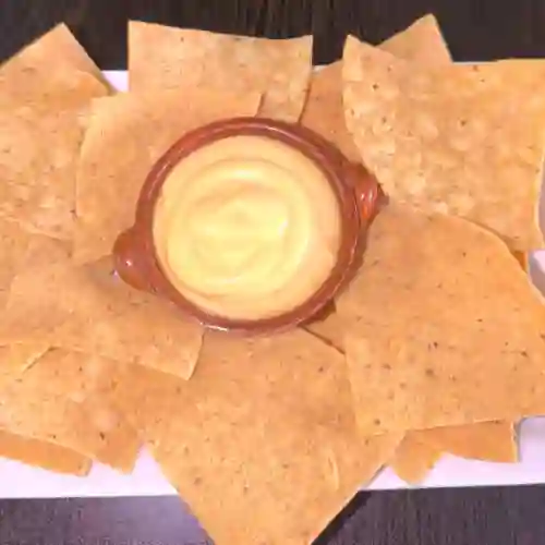 Nachos con Cheddar