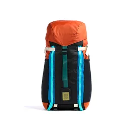 Topo Designs Mochila de Montaña Color Chedrón 16 L