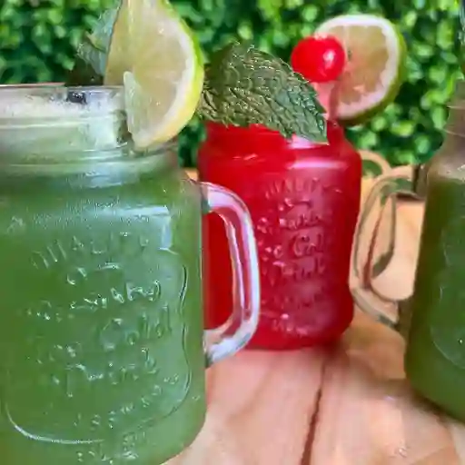 Jugo Natural En Agua