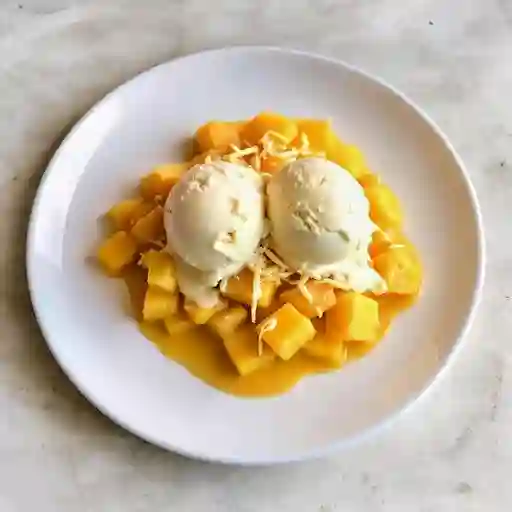 Piña con crema pequeño 12oz