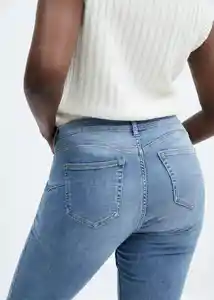 Jean Pushup Tejano Medio Talla 38 Mujer Mango