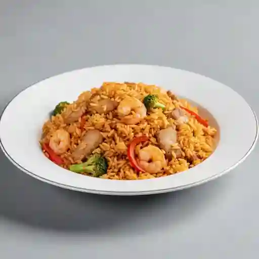 Arroz Con Pollo Cerdo Y Camaron