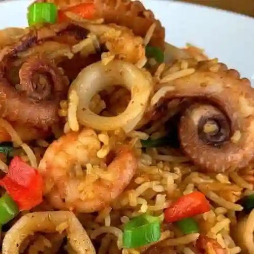 Arroz Chaufa de Mariscos