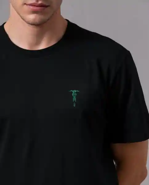 Camiseta Akt Hombre Negro Sombrio Ultraoscuro Talla M 2953 Rifle