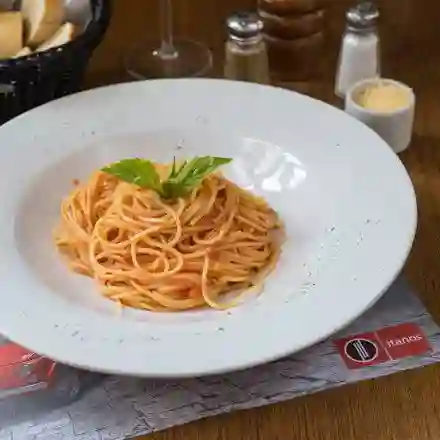 Pasta con Pollo Napolitano