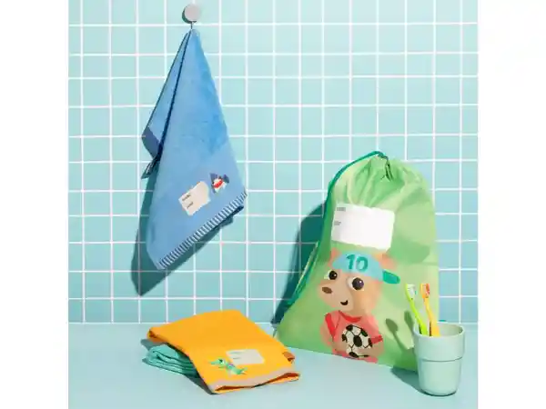 Bolsa de Aseo Poliéster Pre Escolar Verde 30 x 38 cm Casaideas