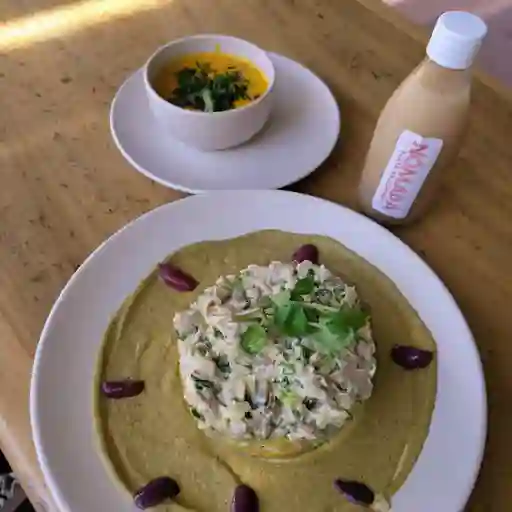 Menú del día la causa de nómada/langosta