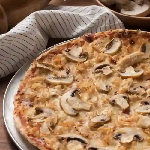Pizza Pollo Funghi