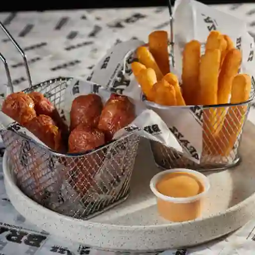 Chorizo Ahumado Tipo Coctel y Yuquitas