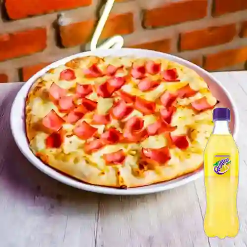 Combo Pizza Jamón Pizzeta + Quatro Toronja 400 ml