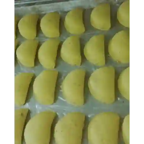 Empanada Valluna de Papa y Carne