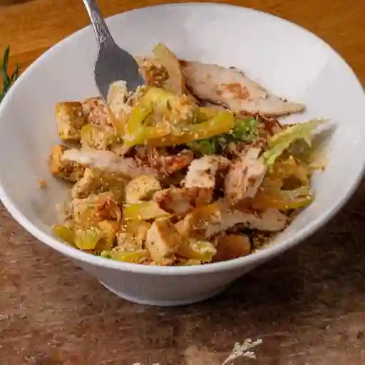 Ensalada pollo grill