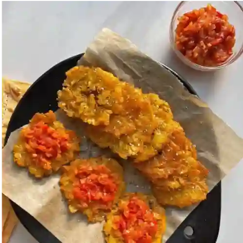 Patacones con Hogao