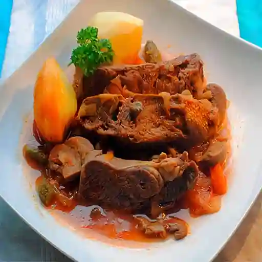Lengua en Salsa Criolla