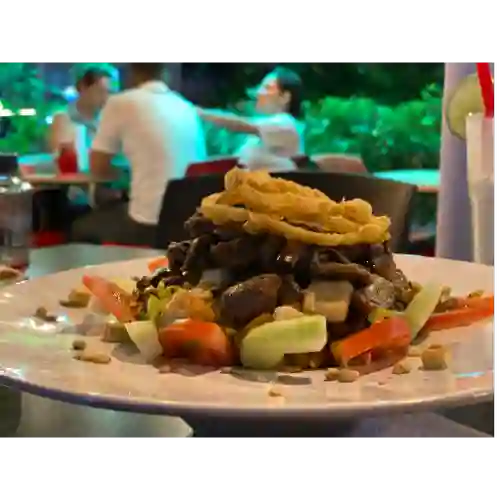 Ensalada de la Casa Lomo de Res