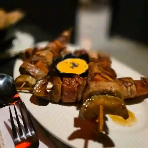 Brochetas chinas mixtas 4 unidades