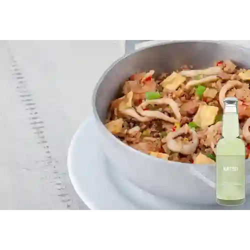 Combo Chaufa de Mariscos +Hatsu Sandia&Albahaca 300ml