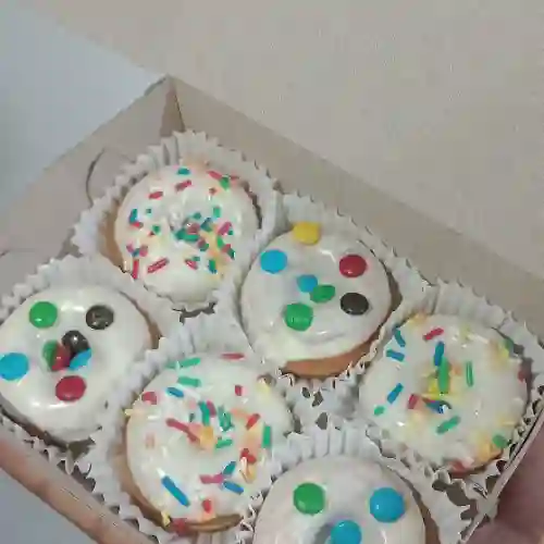 6 Unidades Mini Donas con Gaseosa