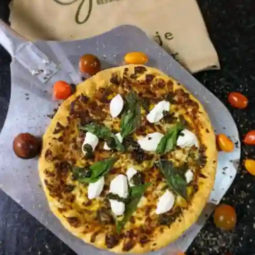 Pizza Artesanal Jamon y Peras (personal)