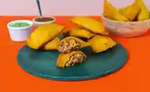 Empanada Carne Desmechada