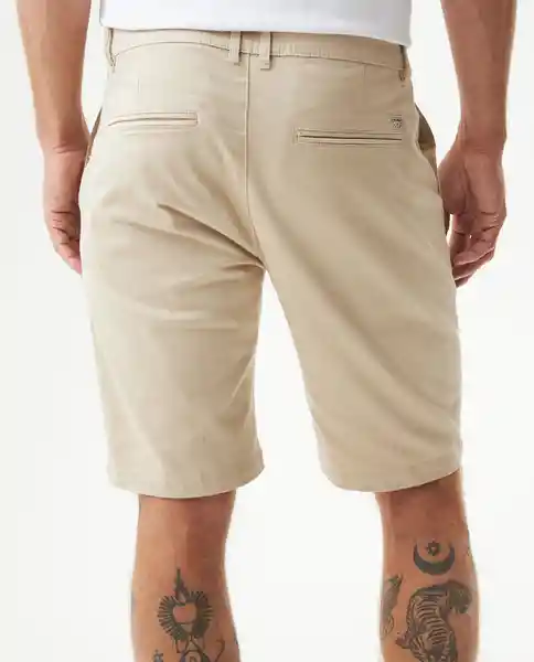 Short Colors Rocket Crudo Almidón Claro Talla 38 Chevignon