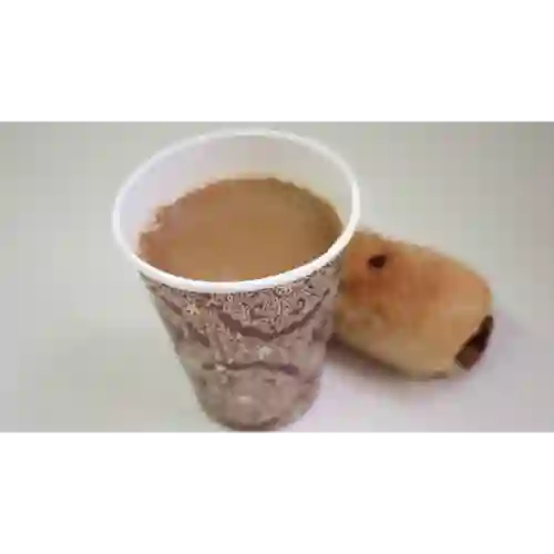 Café con Leche y Pan de Chocolate