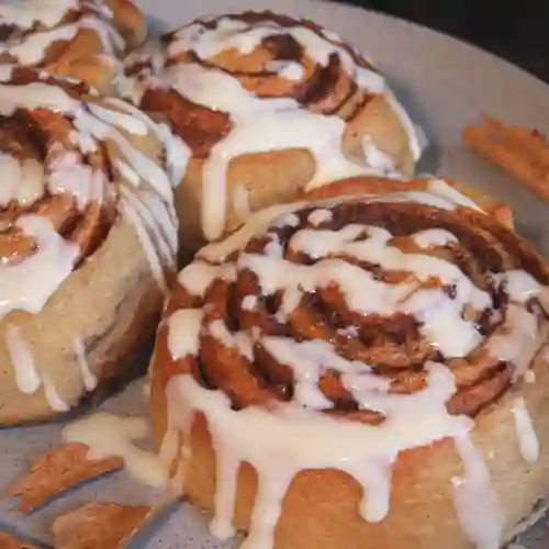 Cinnamon Roll/rollo de Canela