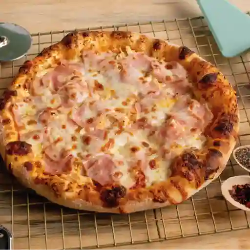 Pizza personal jamón y pollo