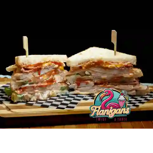 Sándwich Club House
