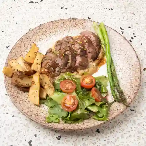 Solomito con Papas Rústicas
