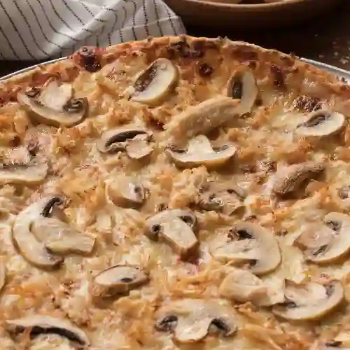 Pizza Pollo y Champiñones Personal