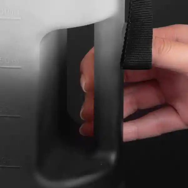 Vaso Plástico Blanco y Negro 2100 mL Serie Miniso