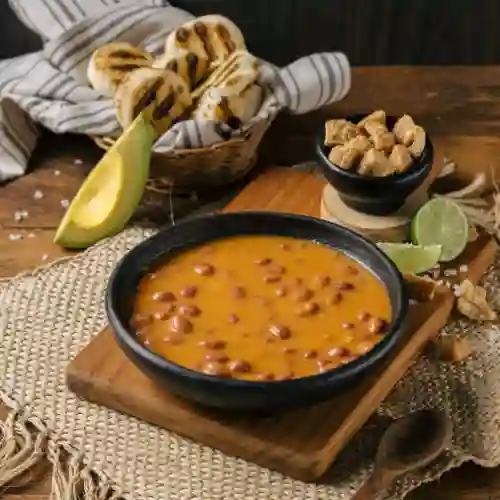 Sopa de Frijol Frío