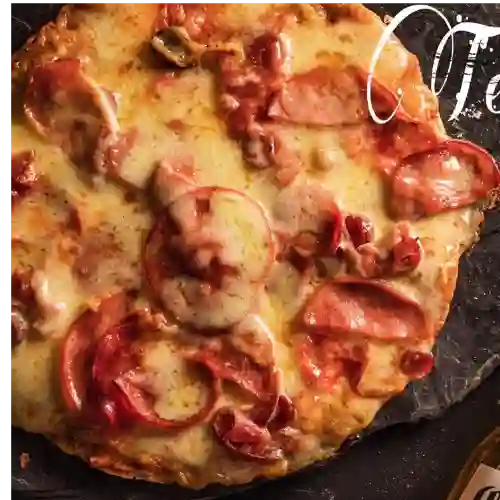 Pizza Carnes