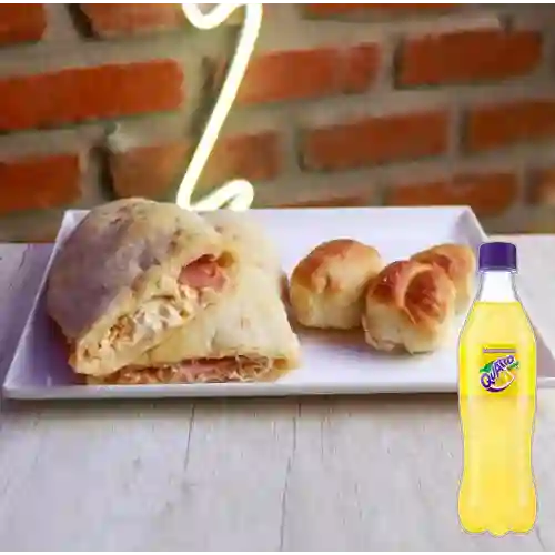 Combo Calzone Mediano + Quatro Toronja 400 ml
