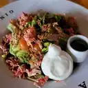 Ensalada Burrata y Serrano