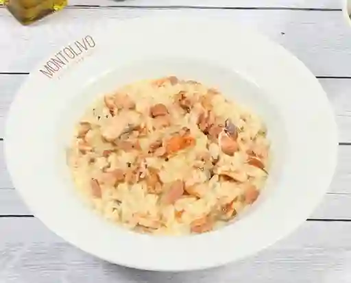 Pasta Salmón y Tocineta