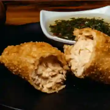 Empanada Argentina de Pollo