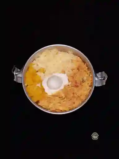 Chicken con Papas Criollas