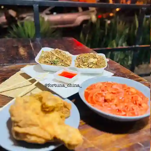 Combo pequeño y spaguetti