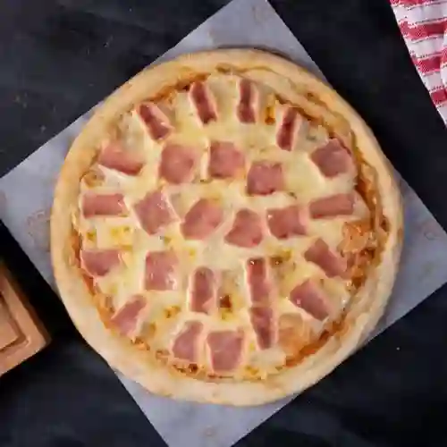 Pizza Jamón y Queso