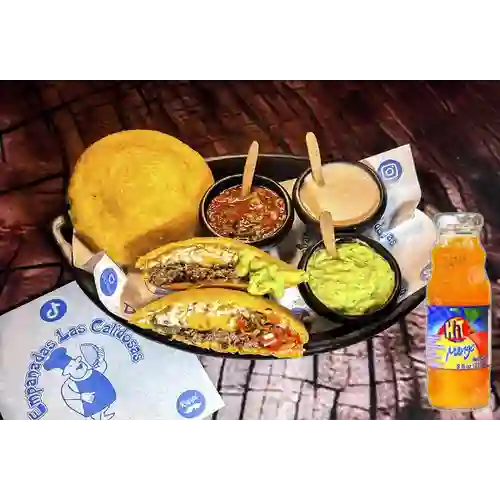 Combo Arepa de Huevo Trifásica + Jugo Hit de Mango