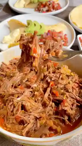 Cazuela de Carne Desmechada