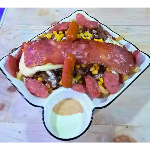 Picadas personal pollo desmechada