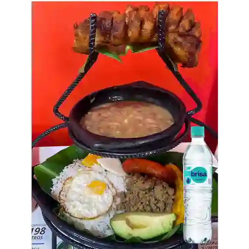 Combo Bandeja Paisa + Brisa Sin Gas 600ML