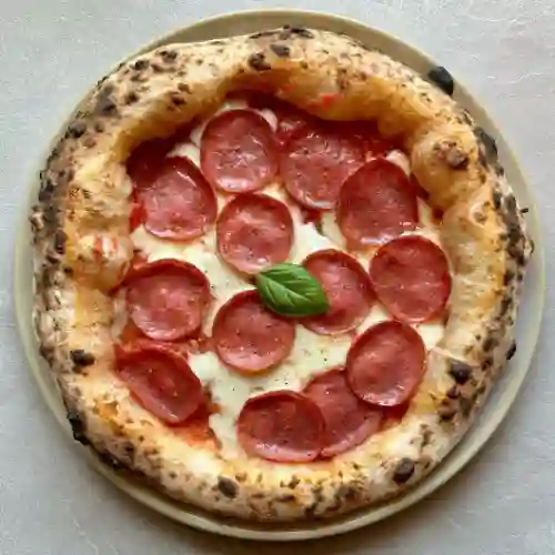 Pizza Salami, Salami Pizza