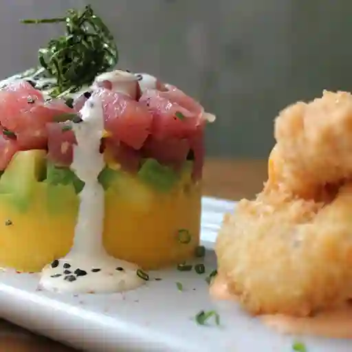 Causa de Atún y Langostinos