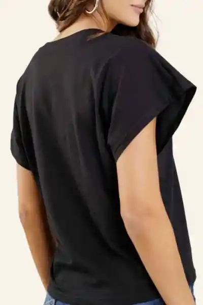 Camiseta Escote en V Color Negro Talla S Ragged