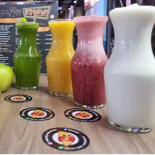 Jugo en Leche de Fresa 330 ml