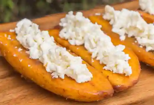 Plátano Maduro con Queso